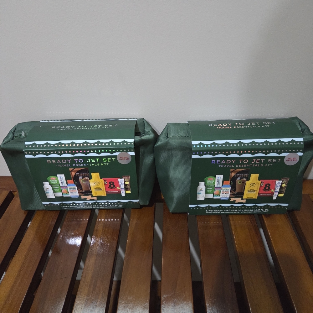 2 Green Travel Essentials Set NEW